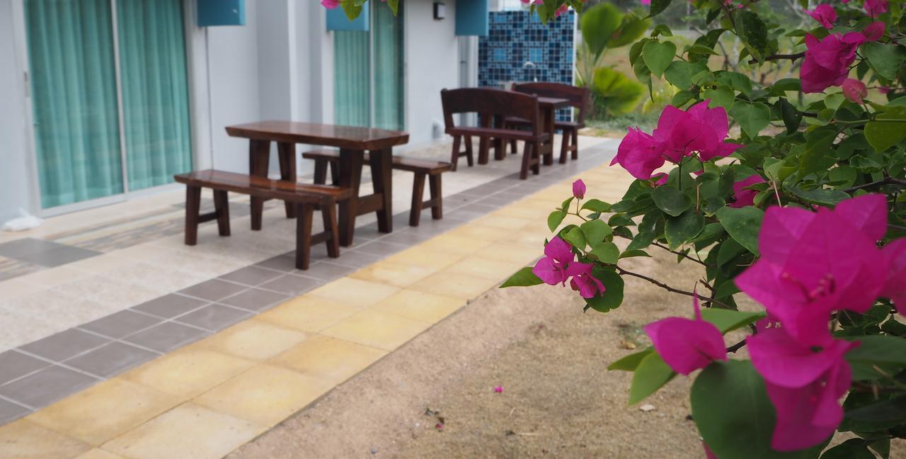 Addera Residence HHQ Exterior foto